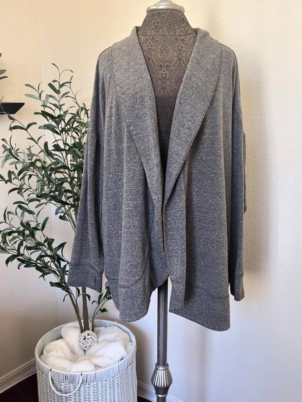 Danskin Gray Open Front Cardigan 2X